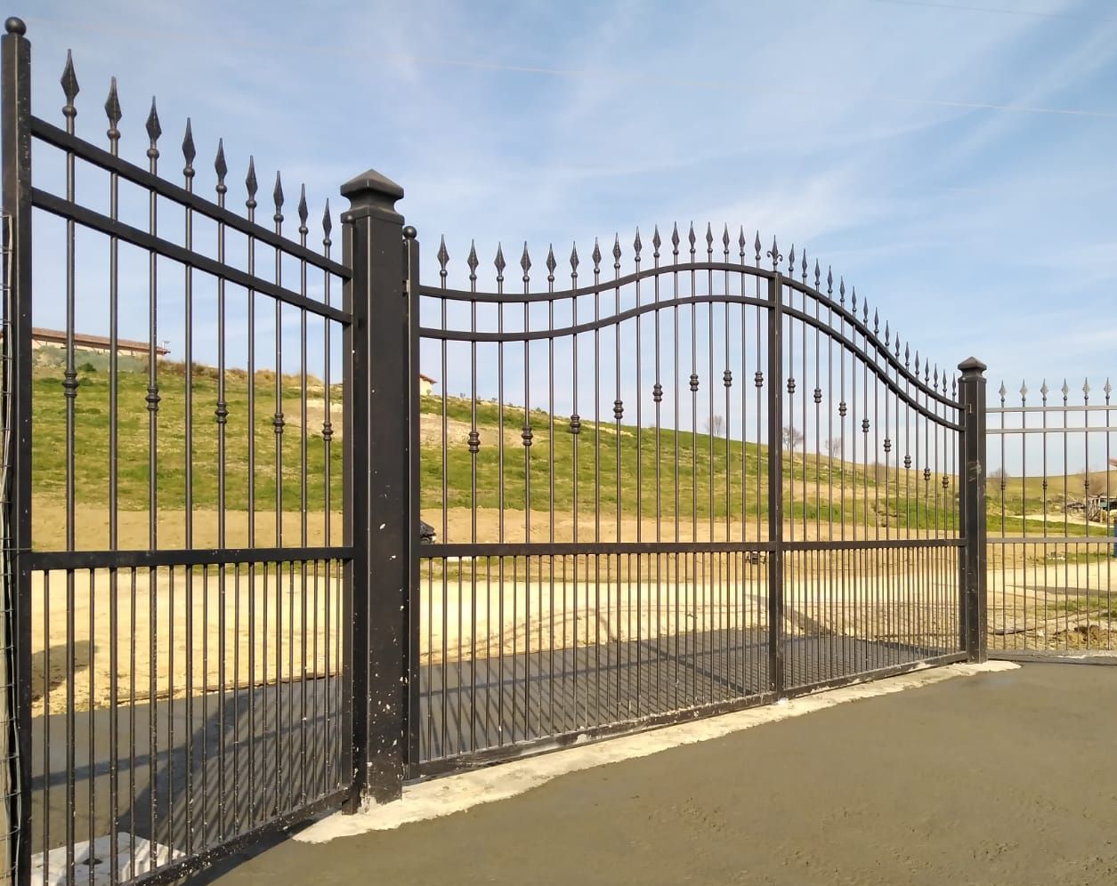 cancelli in ferro a Tarquinia