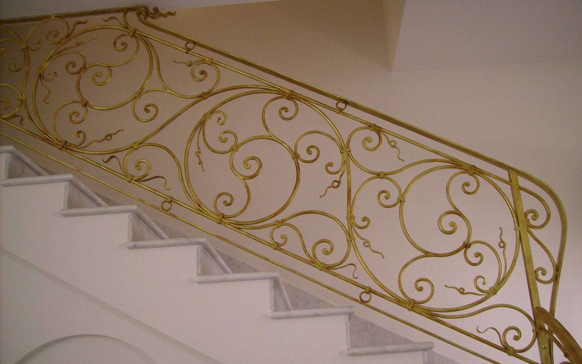 ringhiera in ferro a Tarquinia