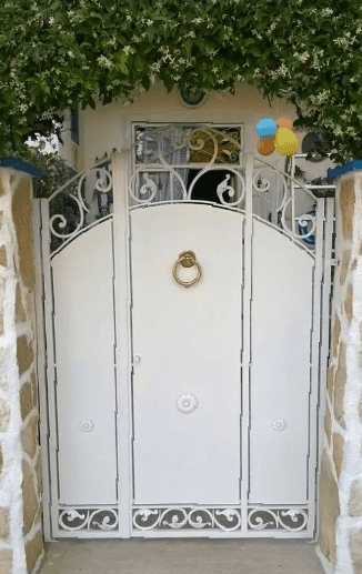 cancelli in ferro a Tarquinia