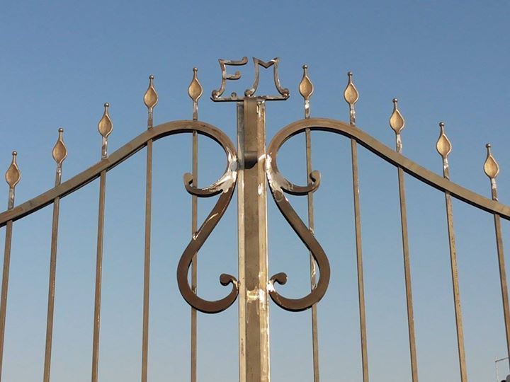 cancelli in ferro a Tarquinia
