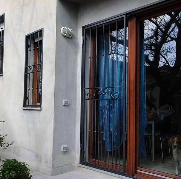 porte ed infissi in ferro