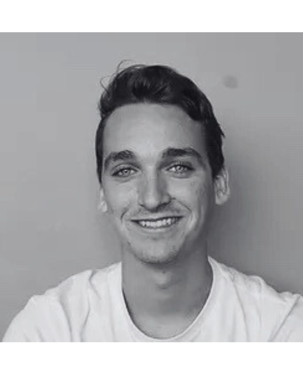 Ruben te Woerd, junior eventmanager bij Plan X Events, ondersteunt bij de organisatie en uitvoering van evenementen, van planning tot productie.