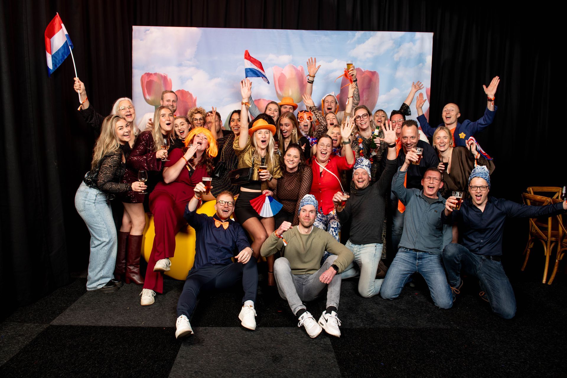 Medewerkers op de jaarafsluiting “Helemaal Hollands” van Kaemingk Season Decorations, georganiseerd door Plan X Events.