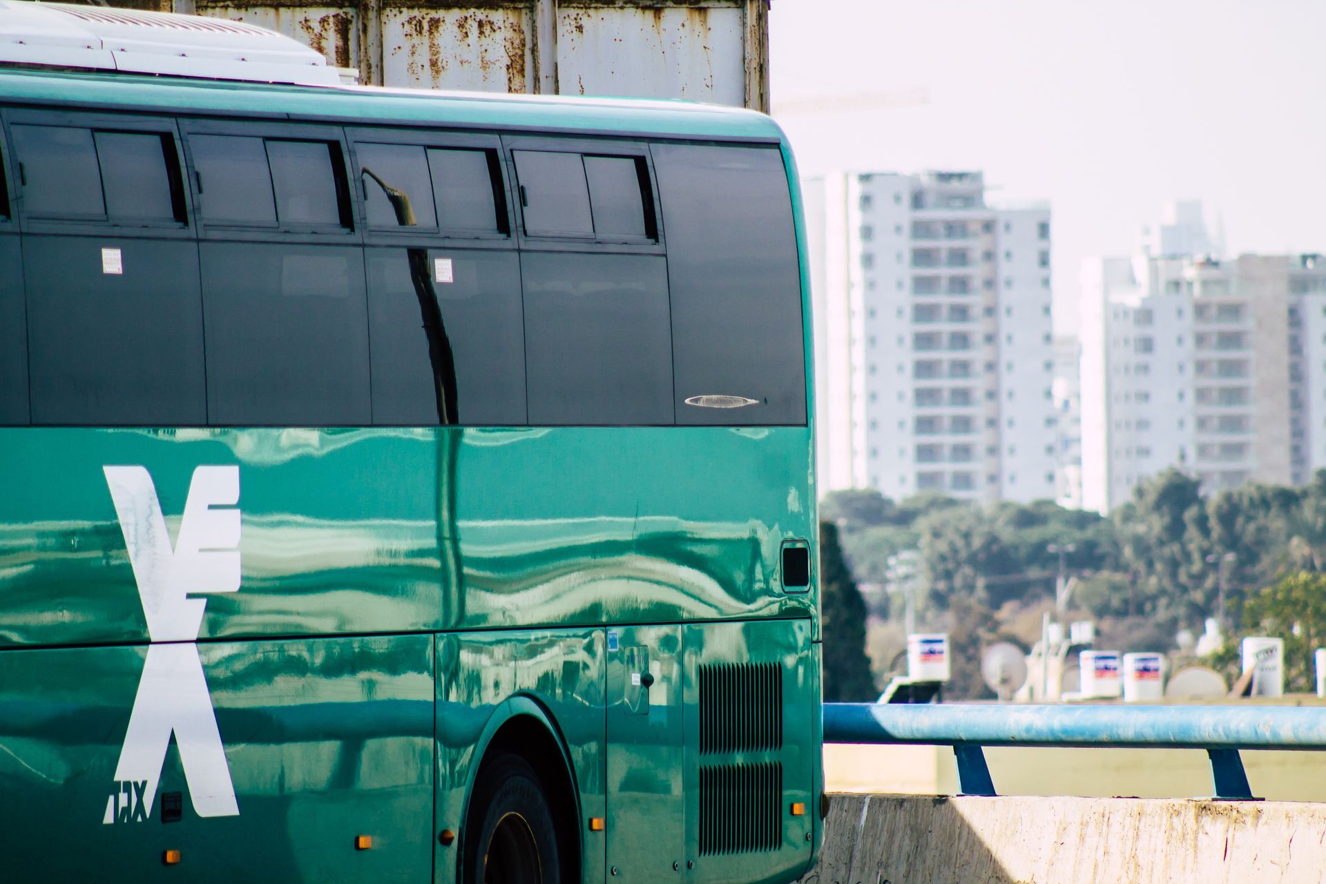 scritte su automezzi