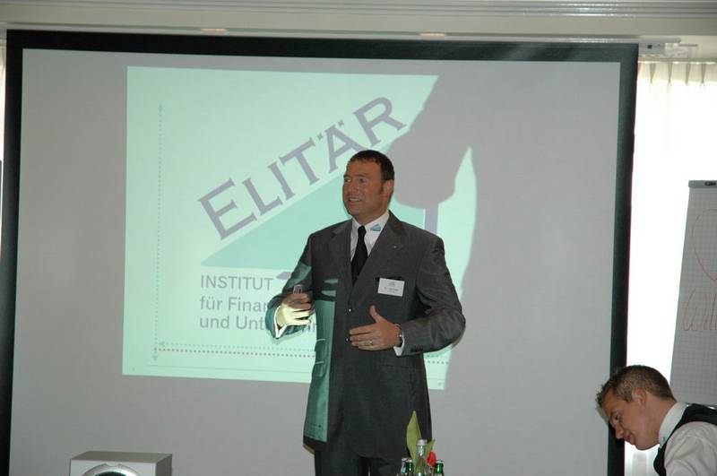 Seminar beim Institut Elitär