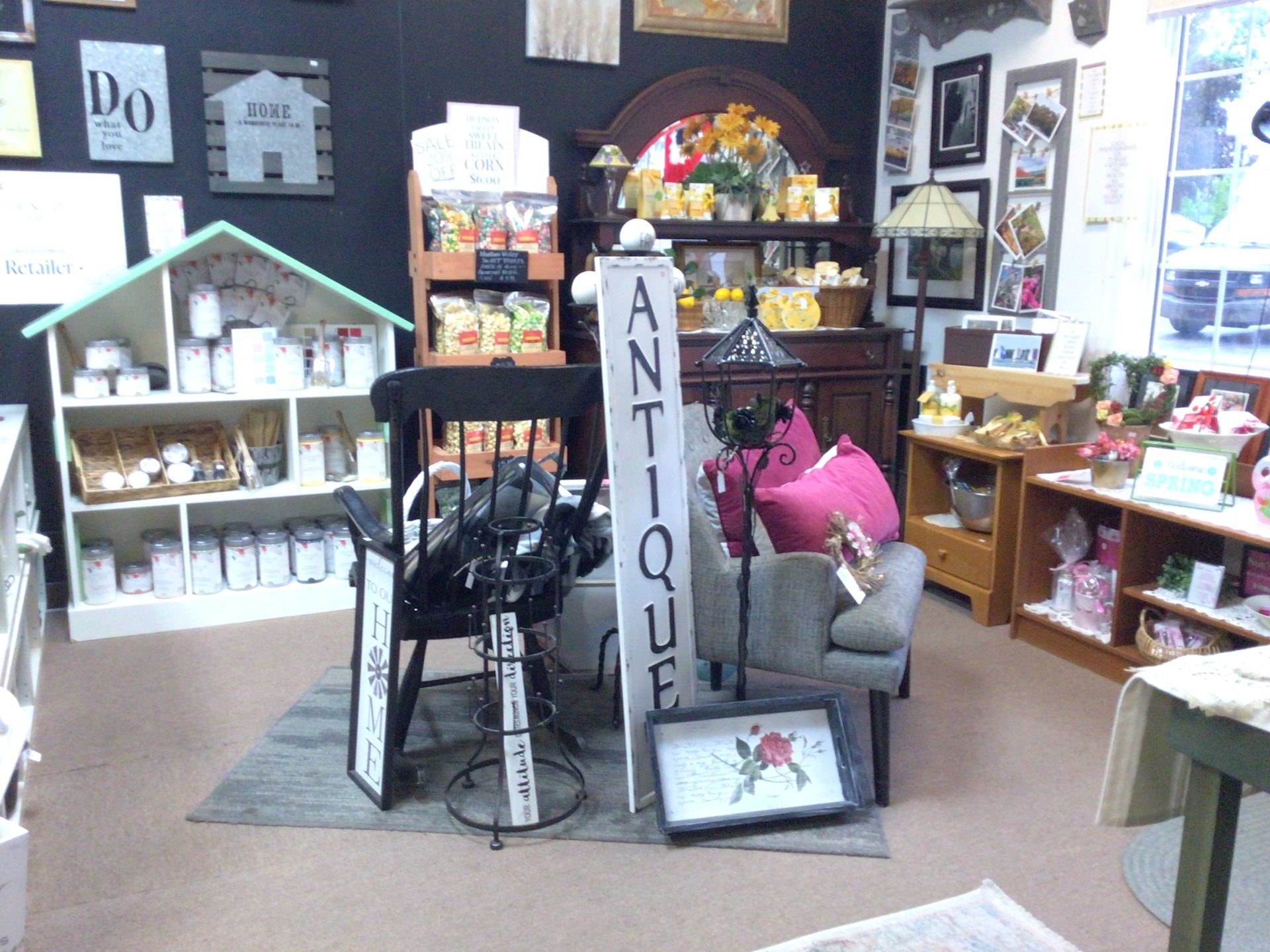 Sweet Pickins Vintage