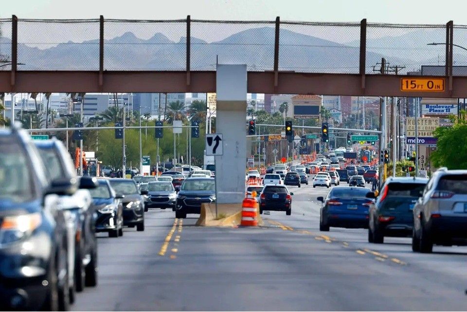 Sunrise Hospital pedestrian bridge and traffic