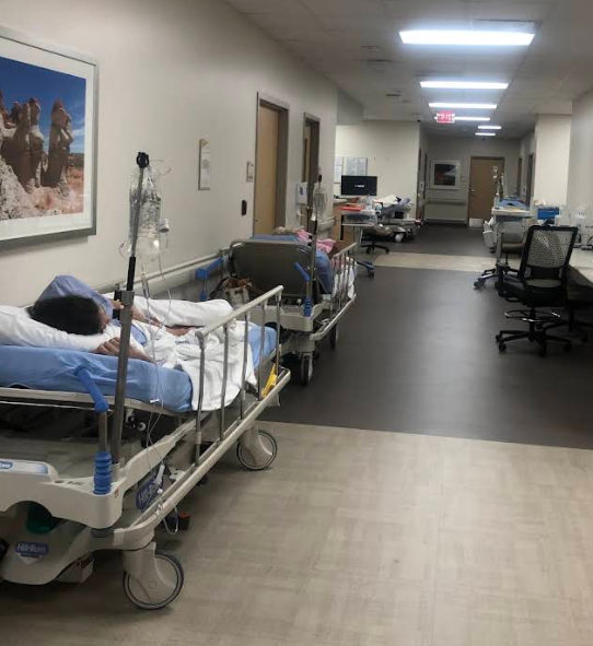 Sunrise Hospital_patients on gurneys in the hallway_December 2019