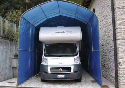 Coperture per auto e camper
