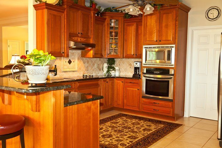 Traditional Cabinets