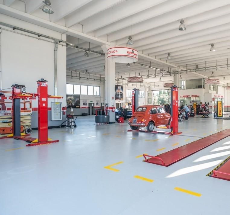 pavimento in resina officina