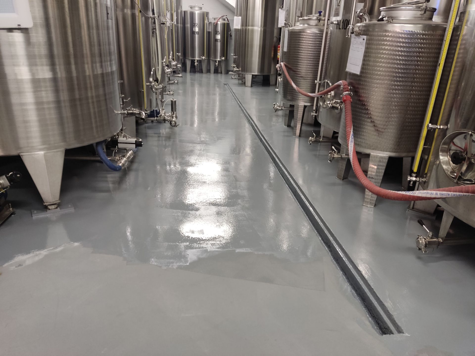 pavimento in resina distilleria