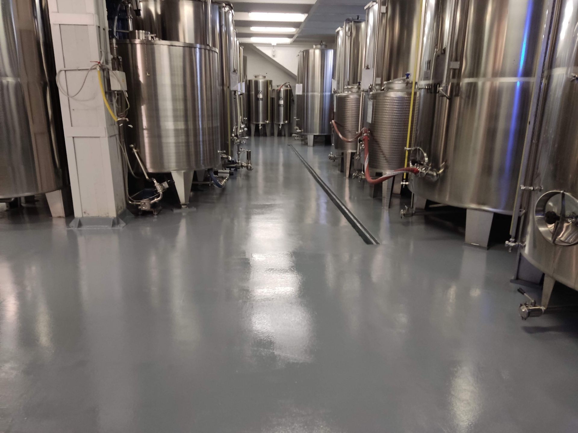 pavimento in resina distilleria