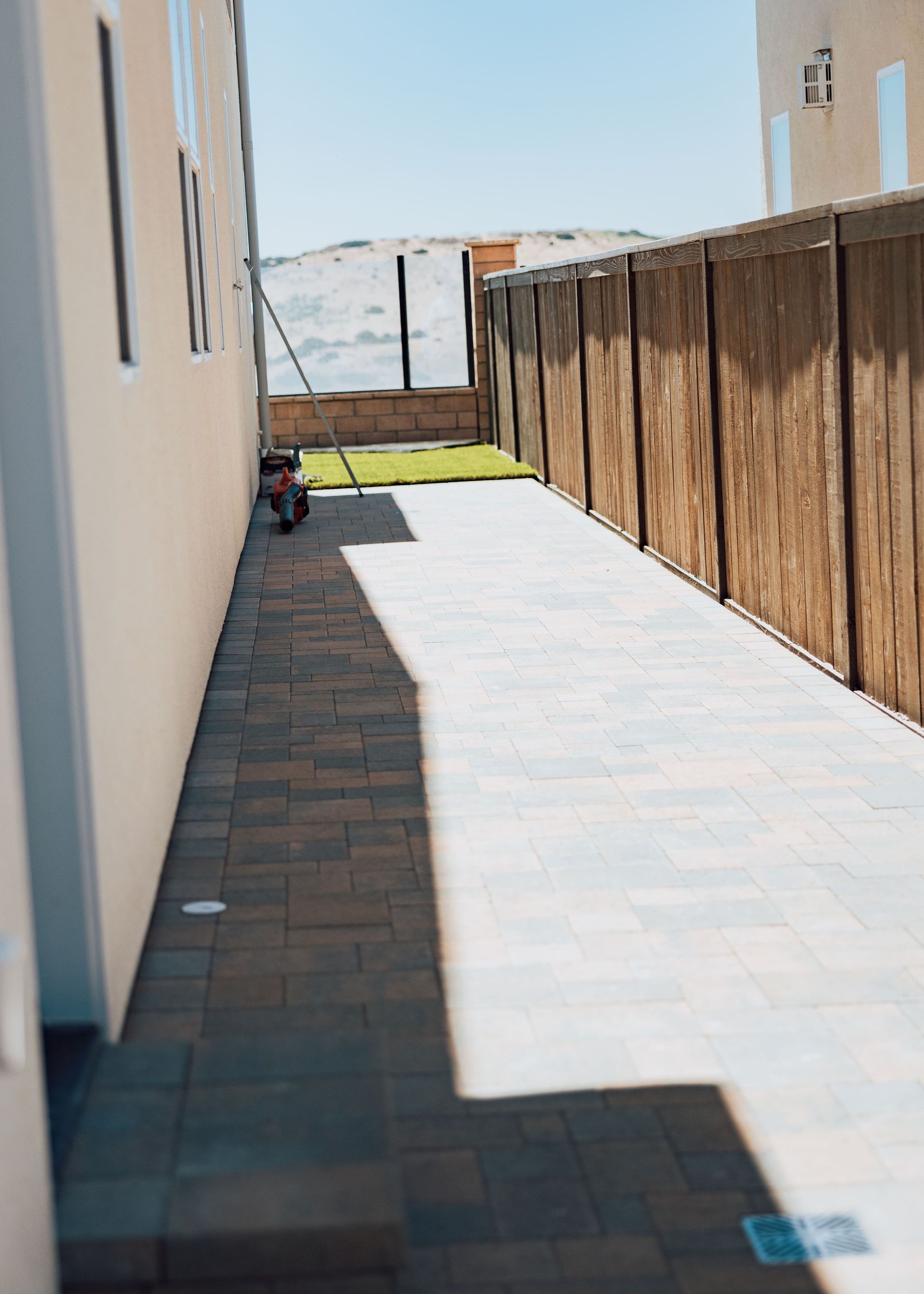 winding pathway through hillside backyard connecting levels in san diego landscaping