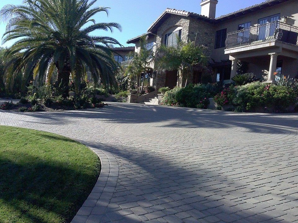 Durable and stylish pavers driveway installed by top-rated San Diego paver contractors
