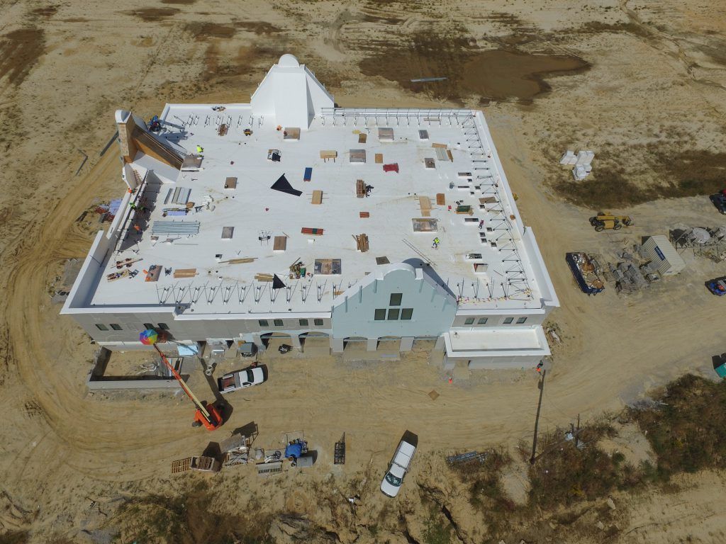 past roofing projects for commercial businesses