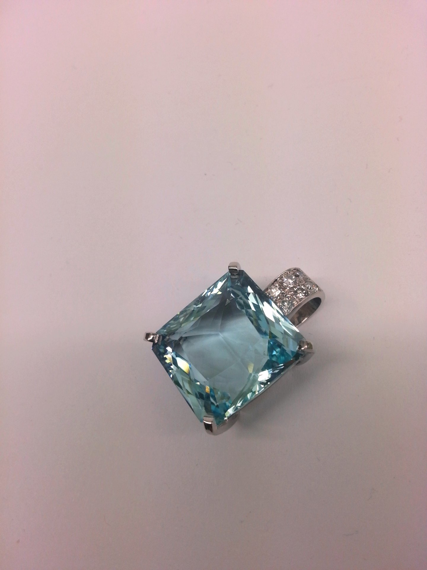 Anello di Acquamarina