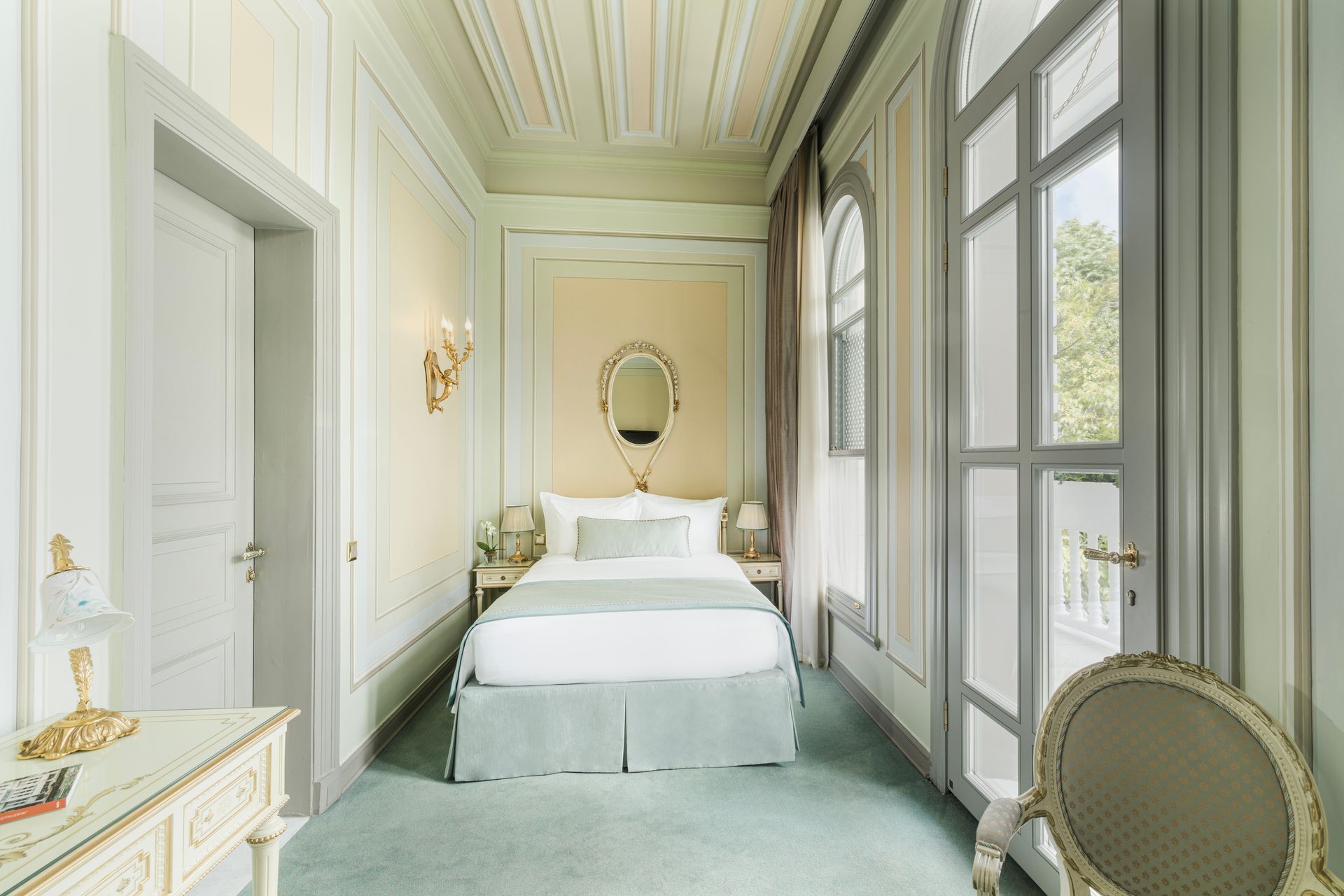 Bosphorus Palace Hotel, Queen Room with balcony