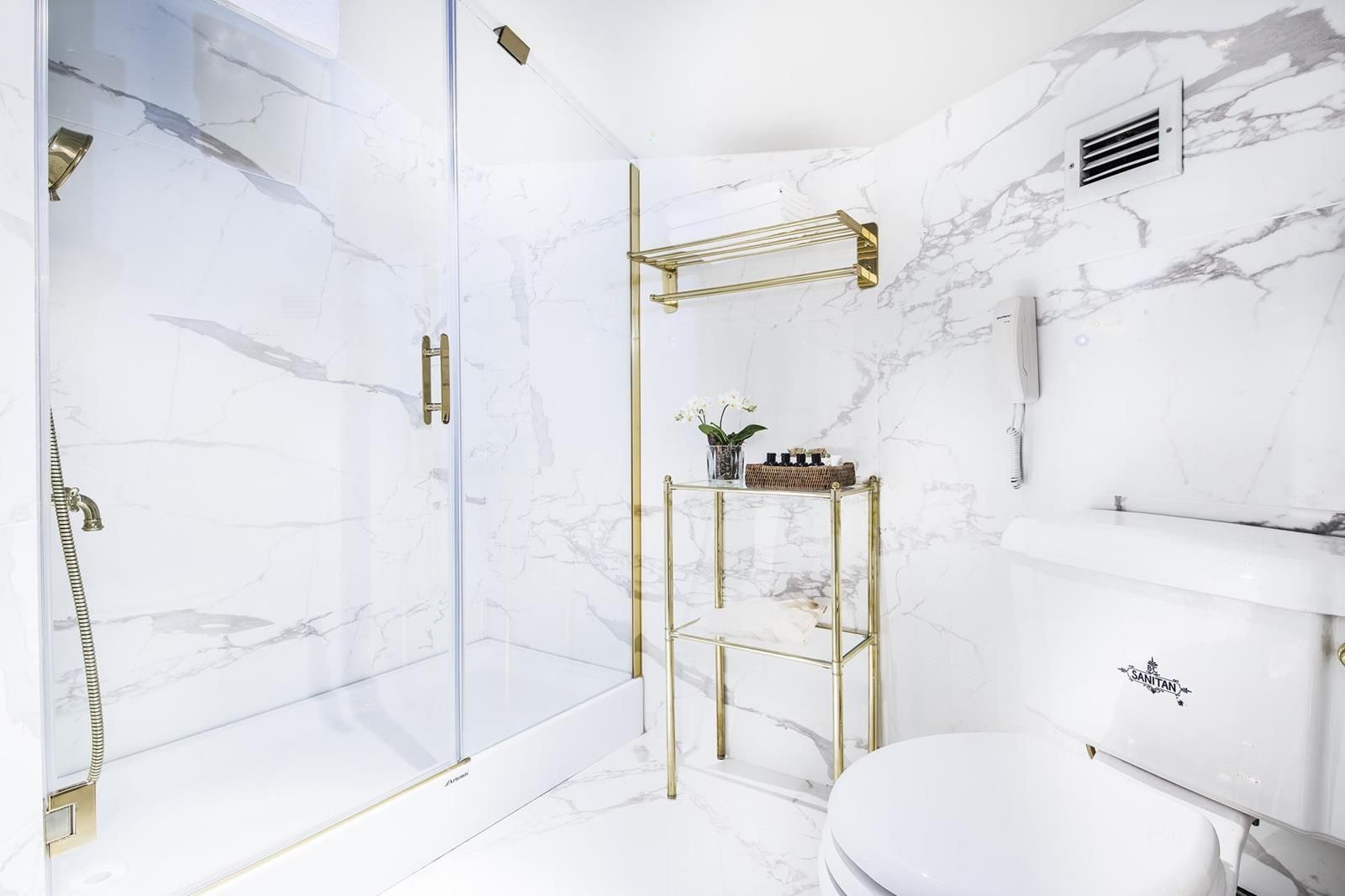 bosphorus palace, bathroom