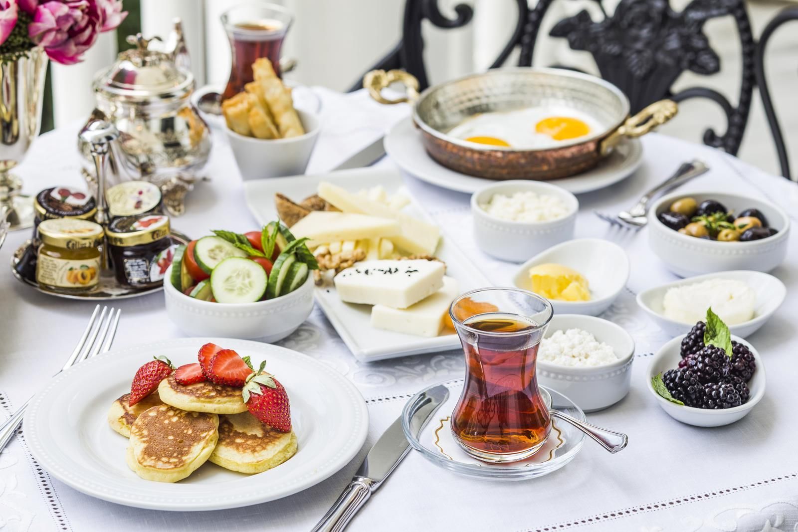 bosphorus palace, breakfast, restaurant