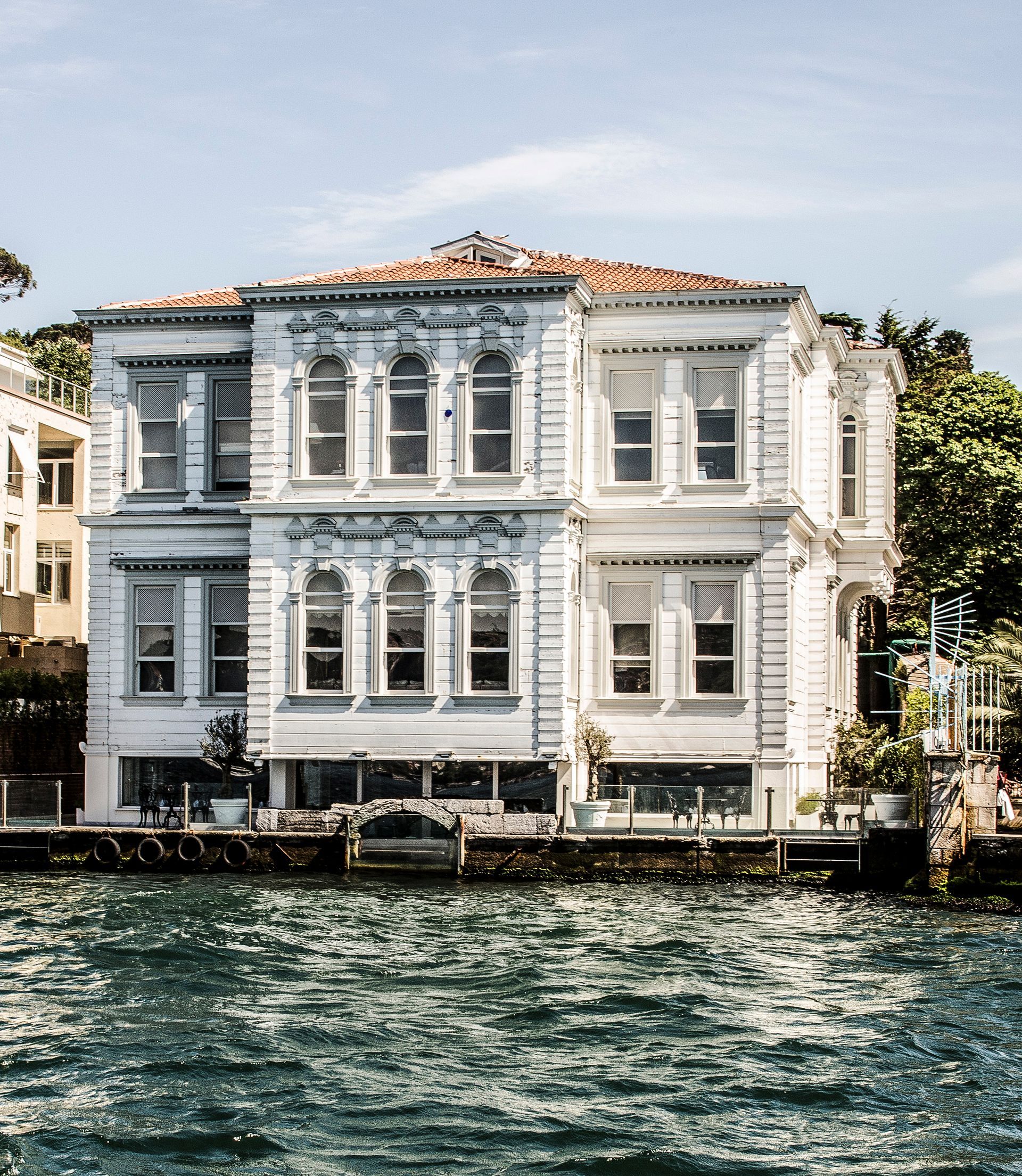 bosphorus palace hotel, historical mansion