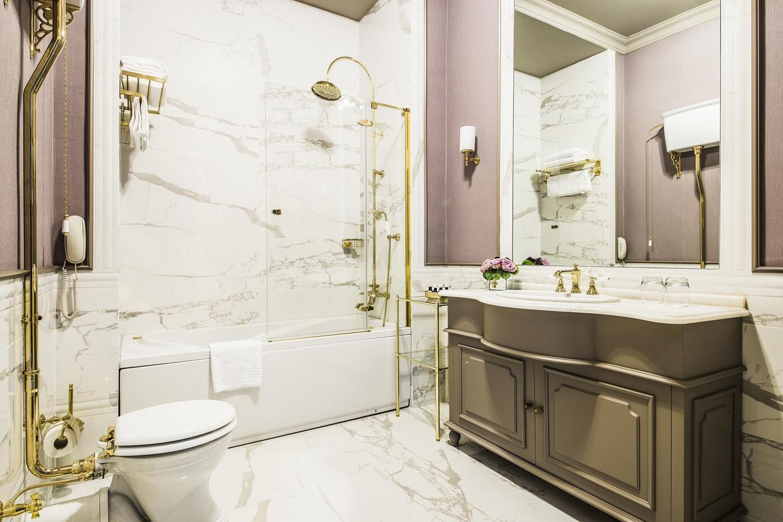 bosphorus palace, bathroom, room