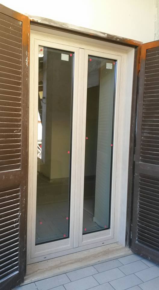 posa in opera infissi