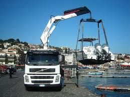 trasporti con gru a Latisana per movimentazione