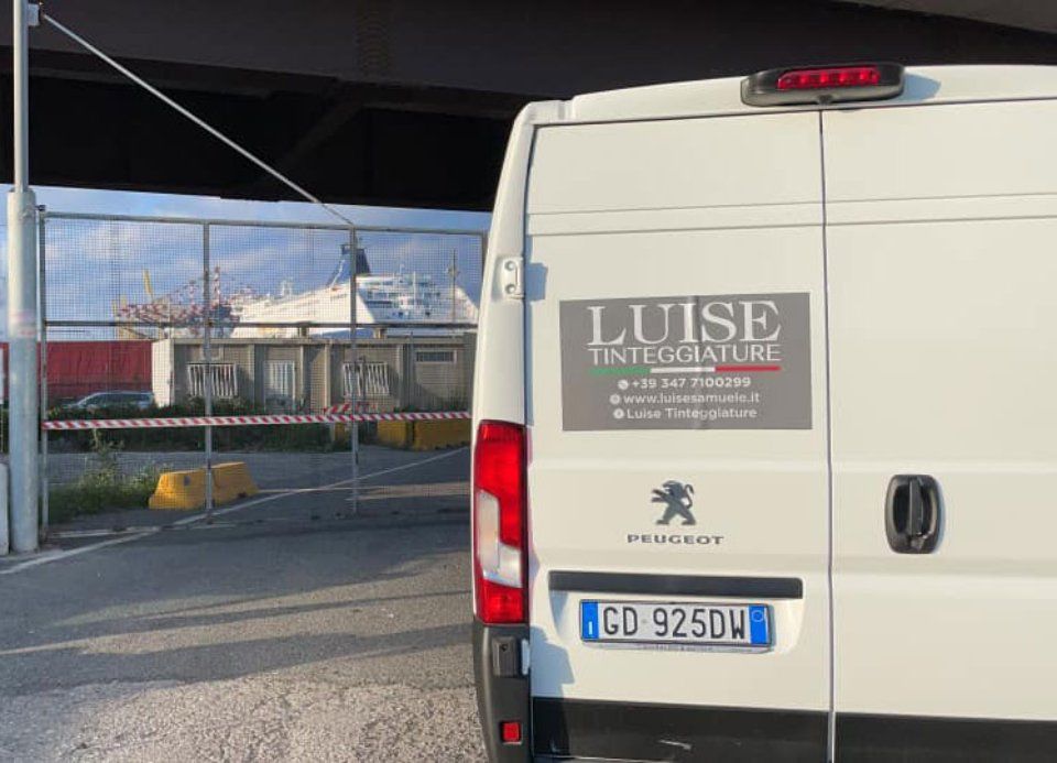 furgone per interventi di decorazione in provincia di Padova