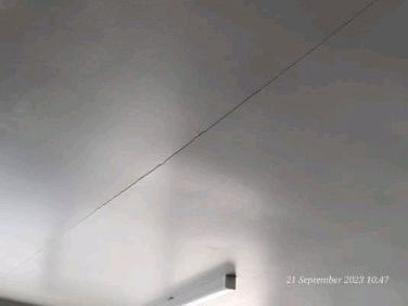 This is a befor picture of a ceiling split where the plasterboard joined up to the next sheet, and tape gave way at the white hills fish shop in bendigo