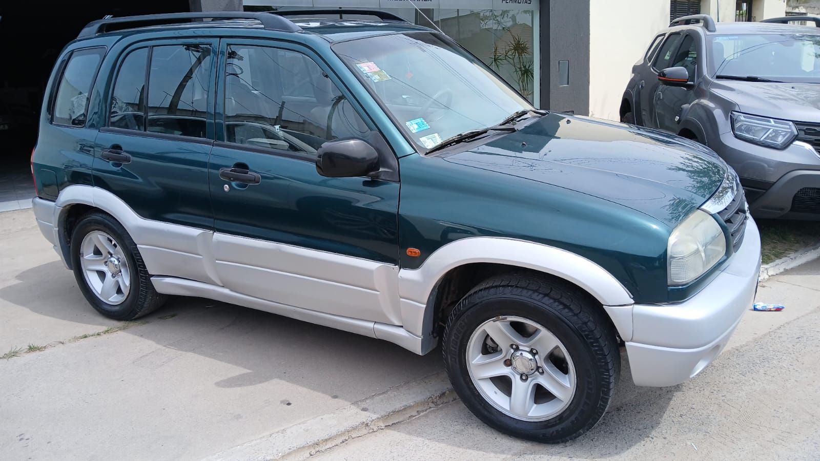 suzuki grand vitara 2.0