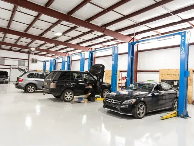Gallery Image | Duffy's Garage