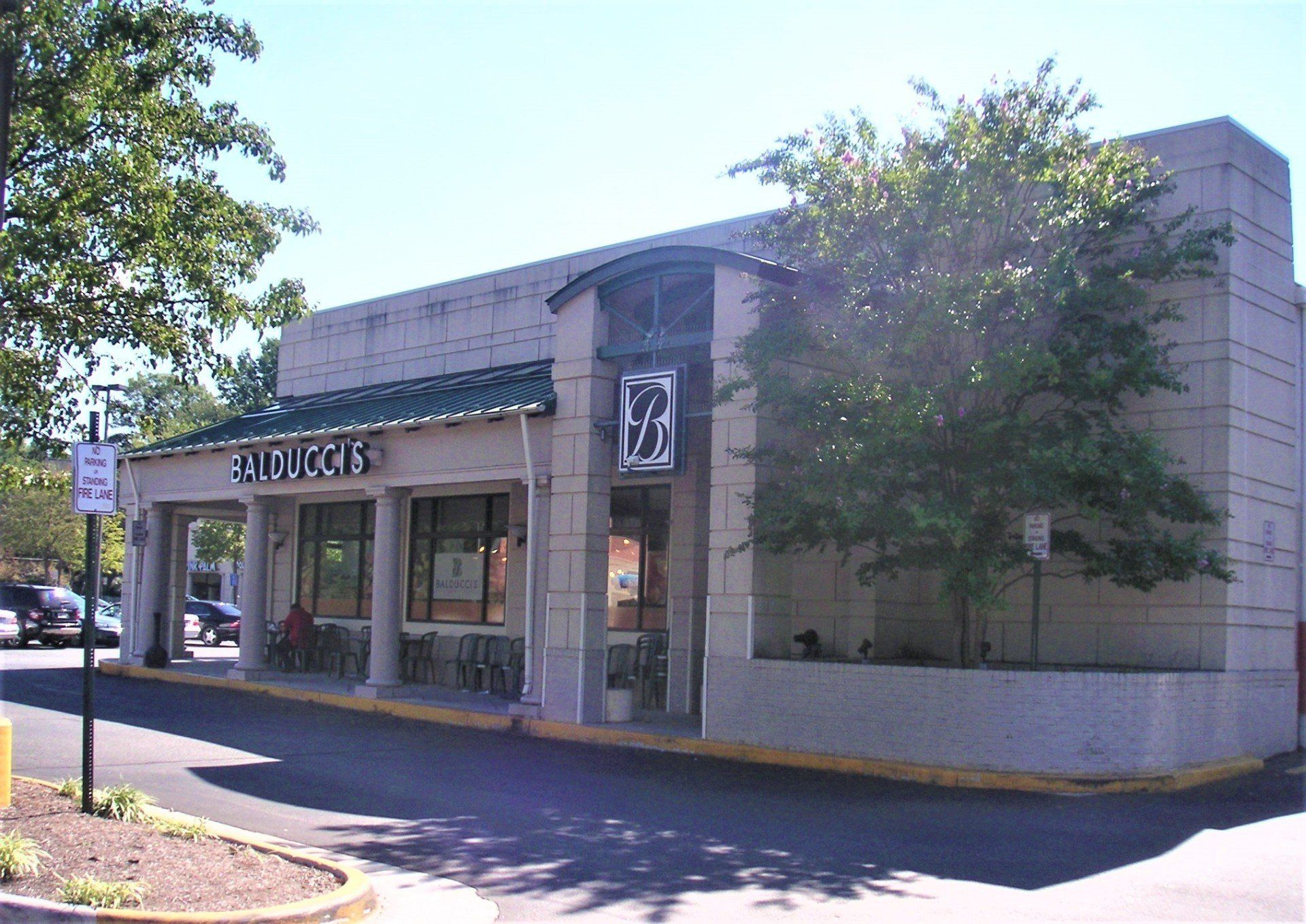 McLean Square Shopping