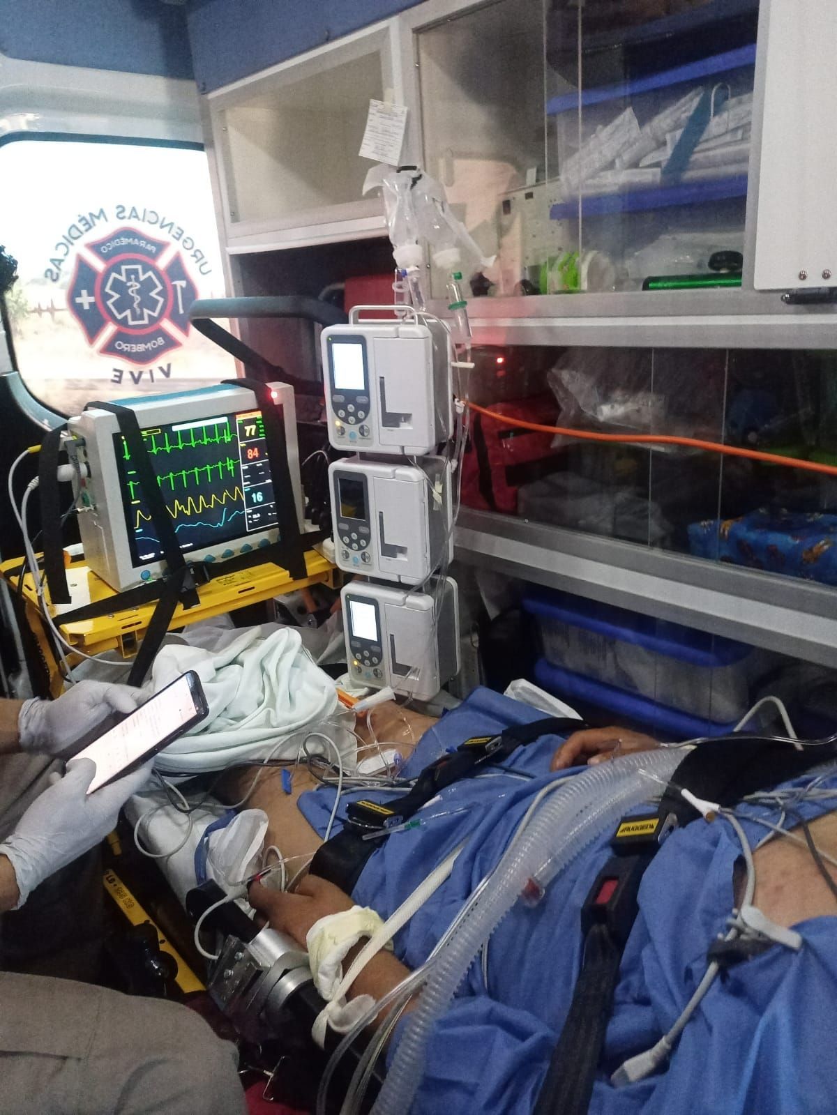 VIVE URGENCIAS MÉDICAS - Equipamiento Moderno con la Tecnología más Avanzada