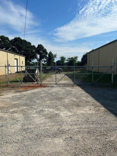 Silver Wire Chain Fence — Toccoa, GA — Southern Fence Company