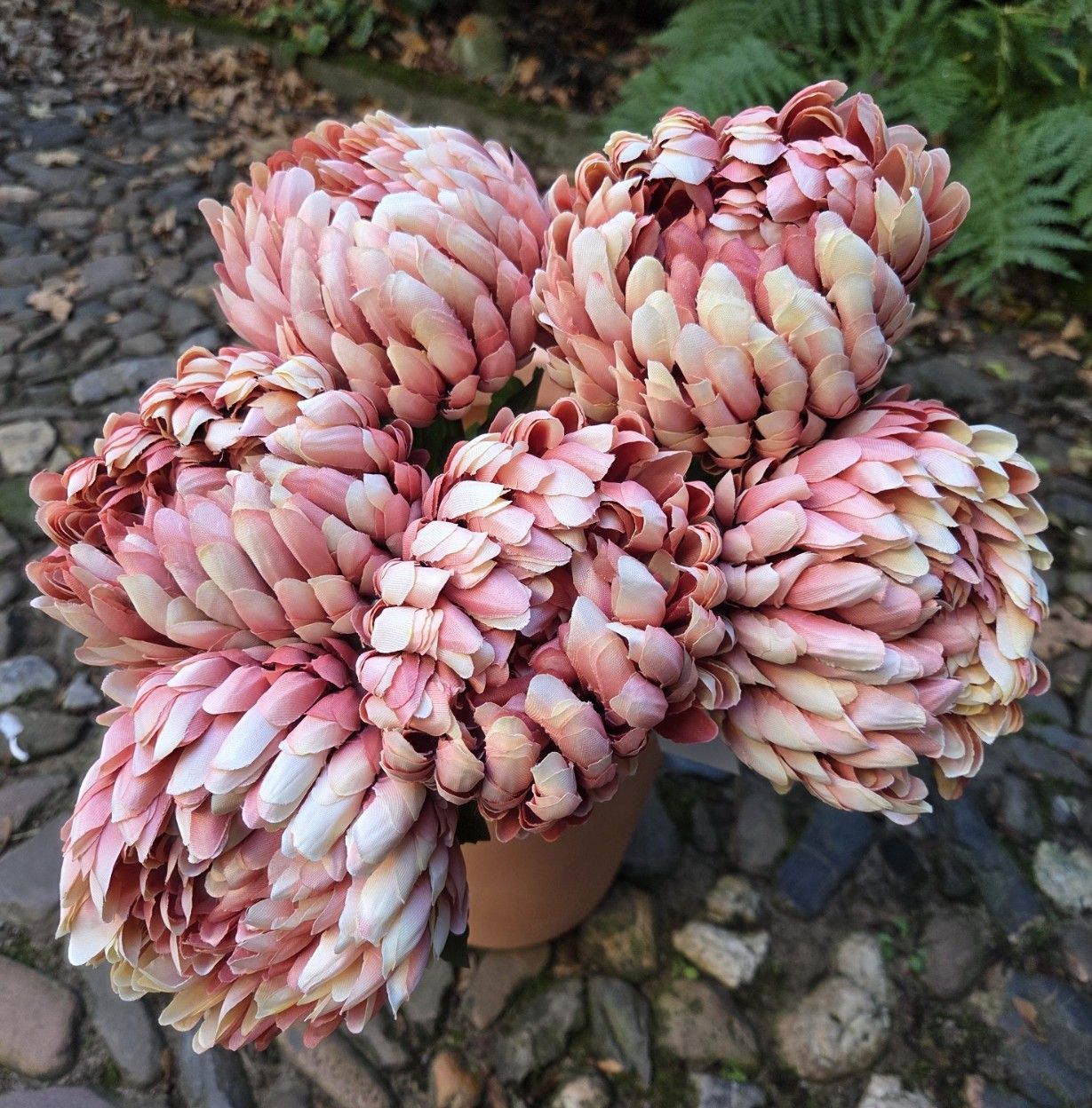 PRACHTIGE KUNST CHRYSANT - TWEEKLEURIG OUD ROZE