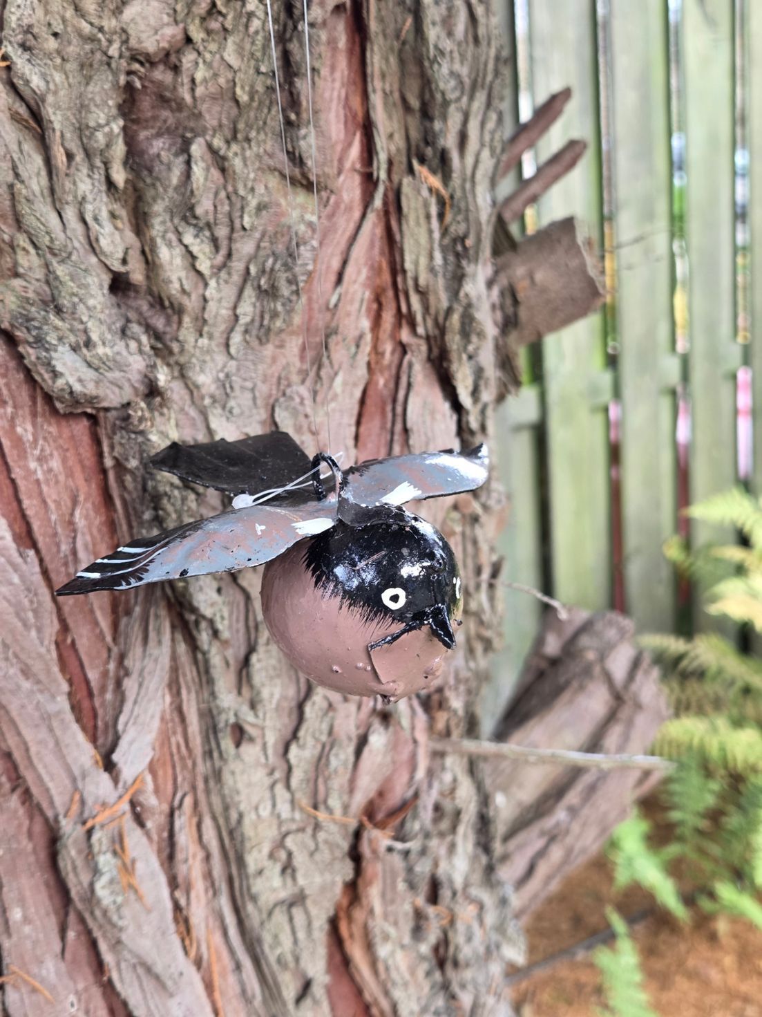 VINKJE - STREET ART - FAIRTRADE - HANDMADE - HANGEND