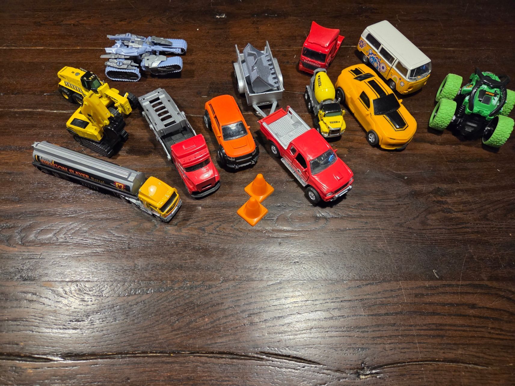 SPEELGOED AUTOOTJES - GEBRUIKT -12 STUKS 7,50