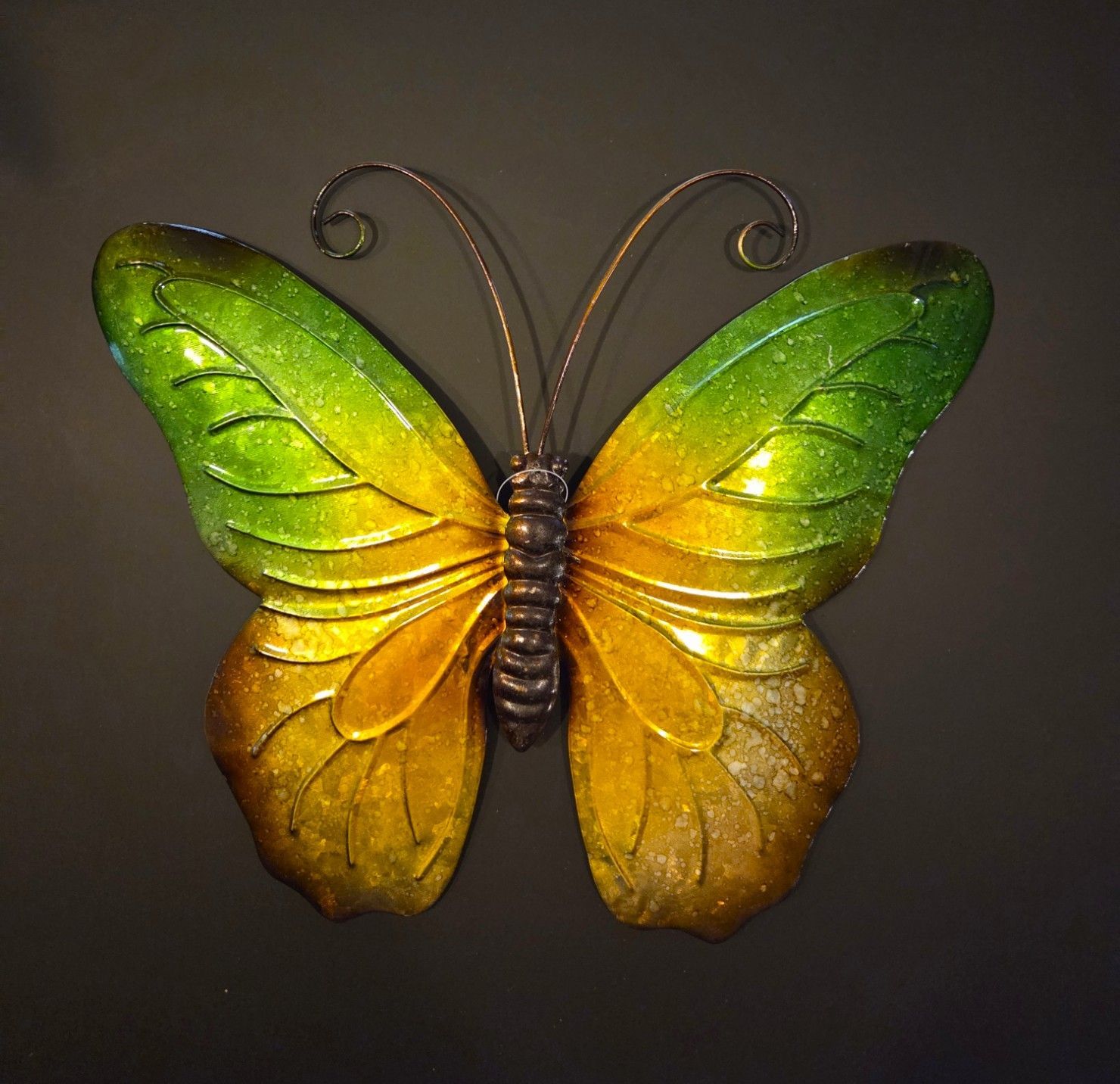 VLINDER - METAAL - WAND DECORATIE - GROEN