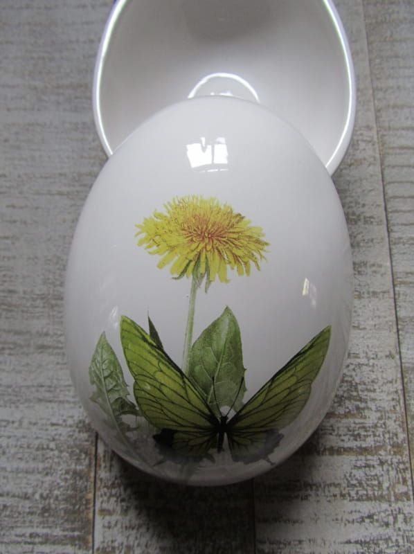 PRACHTIG KERAMIEK EI (DOOSJE)