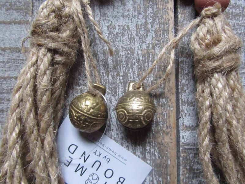 DECORATIE HOUTEN KRALEN MET BELLETJES