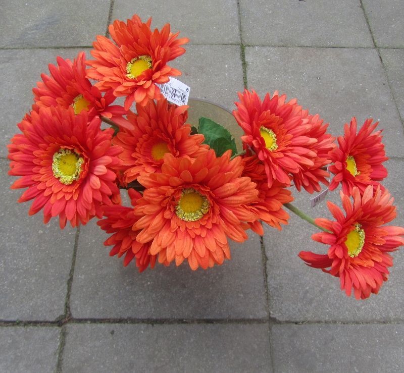 OPRUIMING - GERBERA KUNST - GEEL & ORANJE VAN 6,00 NU 3 EURO - ORANJE