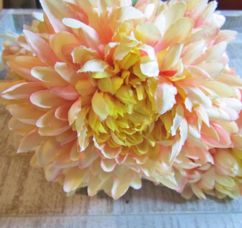 PRACHTIGE KUNST CHRYSANTEN