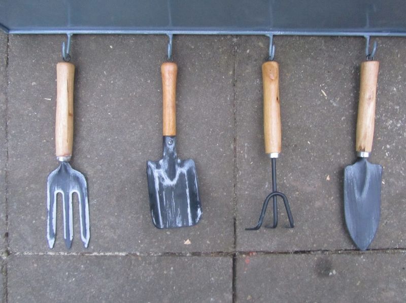 CLAYRE & EEF - PLANTENBAK & SETJE TUIN GEREEDSCHAP