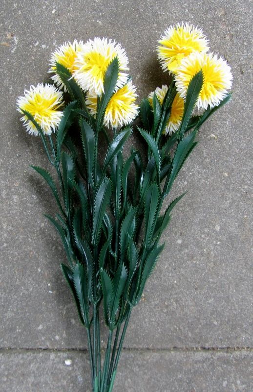 DISTEL BOLLEN - KUNST - GEEL