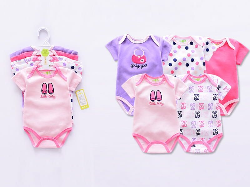 BABY ROMPERTJES  0-3 MND - II