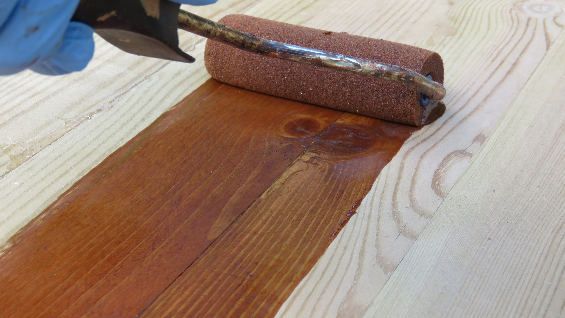 wood-staining-services-overland-park