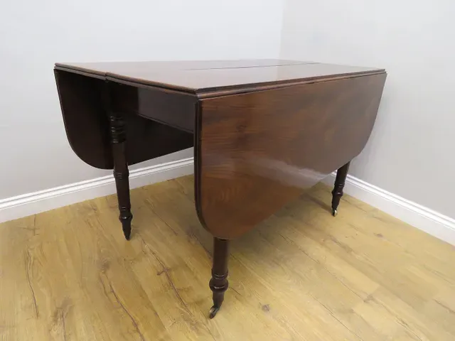Foldable dining table 3