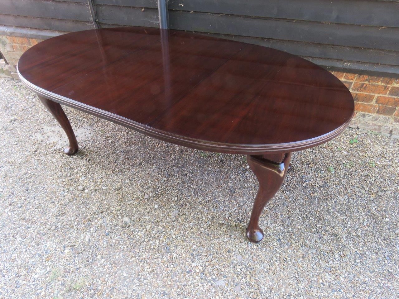 Foldable dining table 3