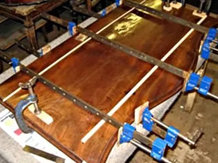 SERPENTINE MAHOGANY CHEST 2